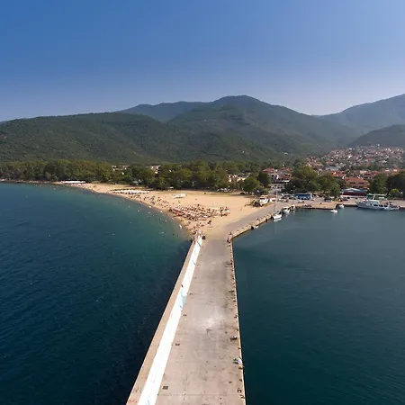 Alexander * Sztavrósz