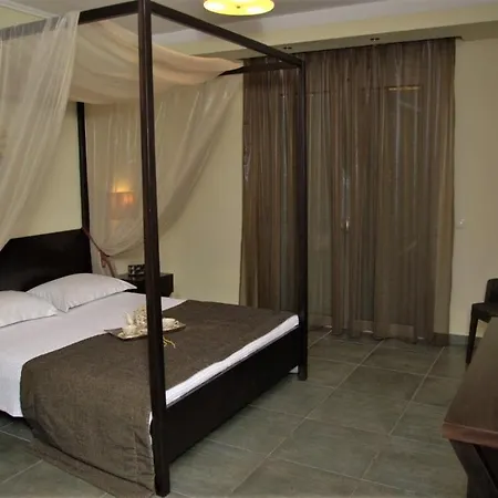 Alexander * Sztavrósz